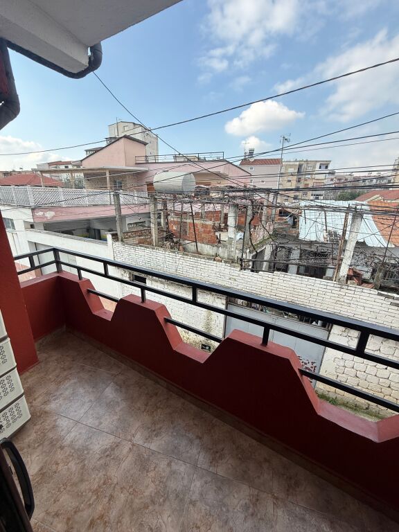 🏡 PRIVATE 4-FLOOR HOUSE FOR RENT – BARDHYL STREET