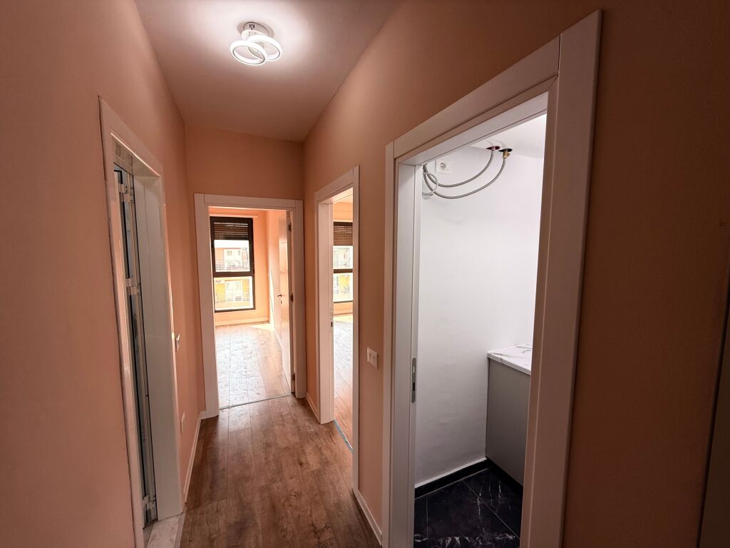 📣 QERA Apartament 2+1 Me 2 Tualete Dhe Ballkon 📍 Prane Bulevardit Te Ri ✨