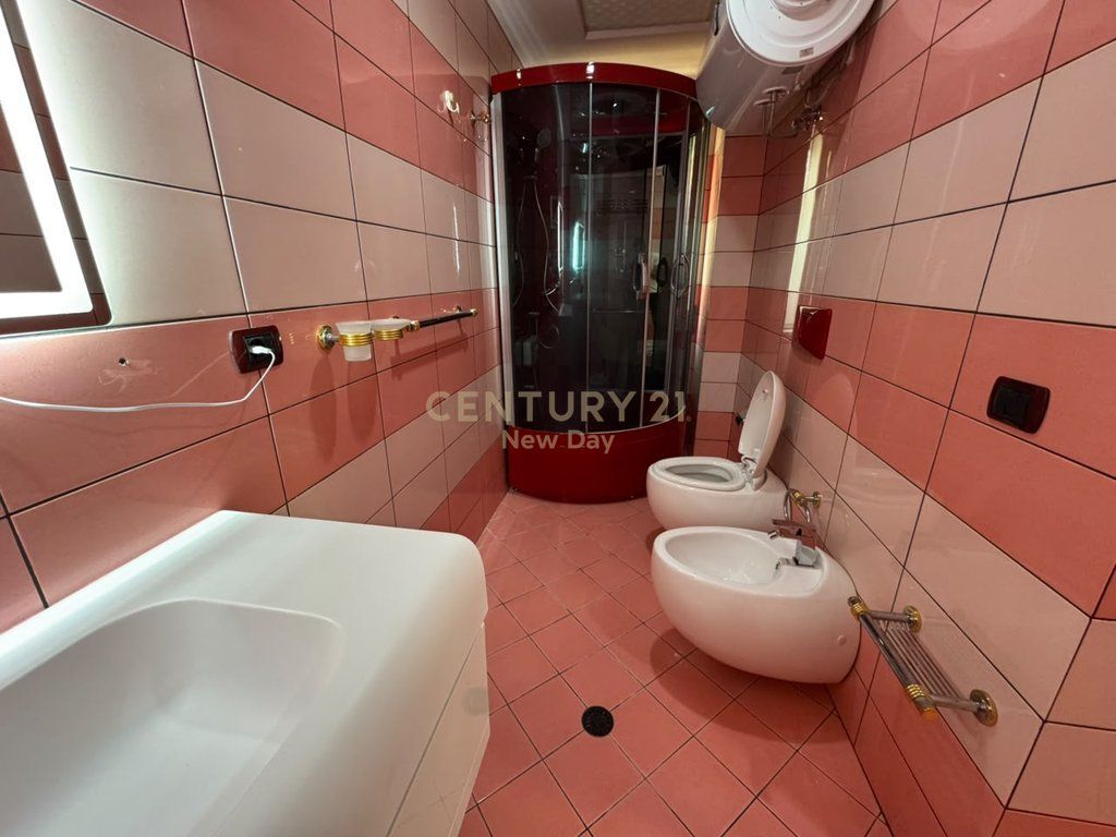 Appartamento 2+1 in Affitto a Currila, Durazzo - 900€ | 96 m²