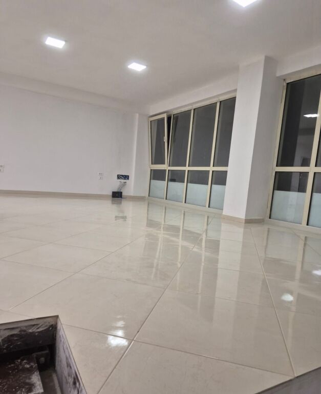 Affitto | Ambjent Biznesi | Bulevardi i Ri | 2600 €/mese
