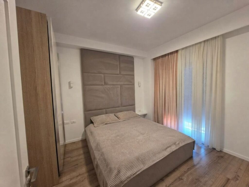 Qera,Apartament 2+1+2, Quartum Residence, Rruga Jordan Misja.