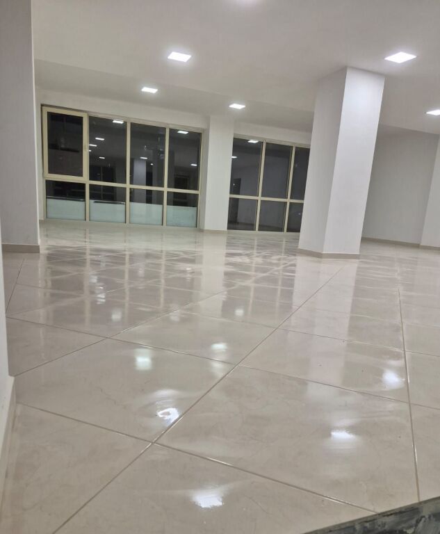 Affitto | Ambjent Biznesi | Bulevardi i Ri | 2600 €/mese