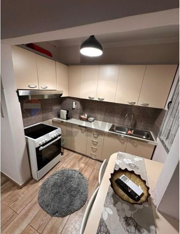 Jepet me qira apartament 2+1 Oxhaku