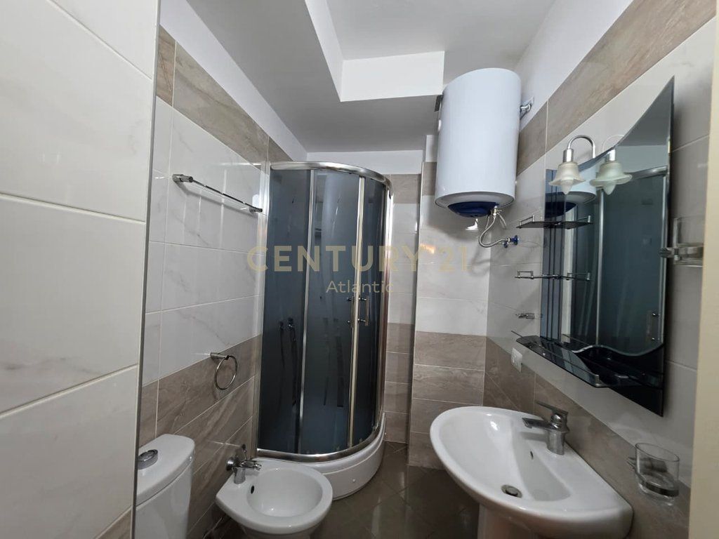Apartament 1+1 me Pamje nga Deti për Shitje – Rrota e Kuqe, Plazh, Durrës 158,000 €