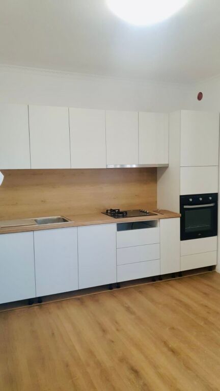 🏡 JEPET ME QIRA – 2+1 | PAS SQUARE 21
