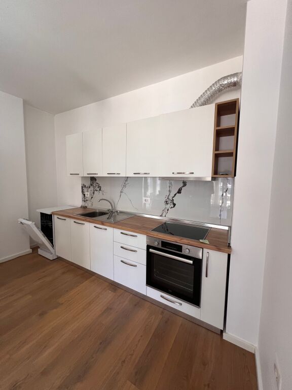 For rent 2+1+2 TRIO TOWER DON BOSKO 80,000 lek