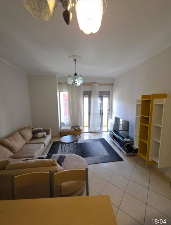 SHITET APARTAMENT 2+1+2 – PRANË KOMPLEKSIT GENER 2