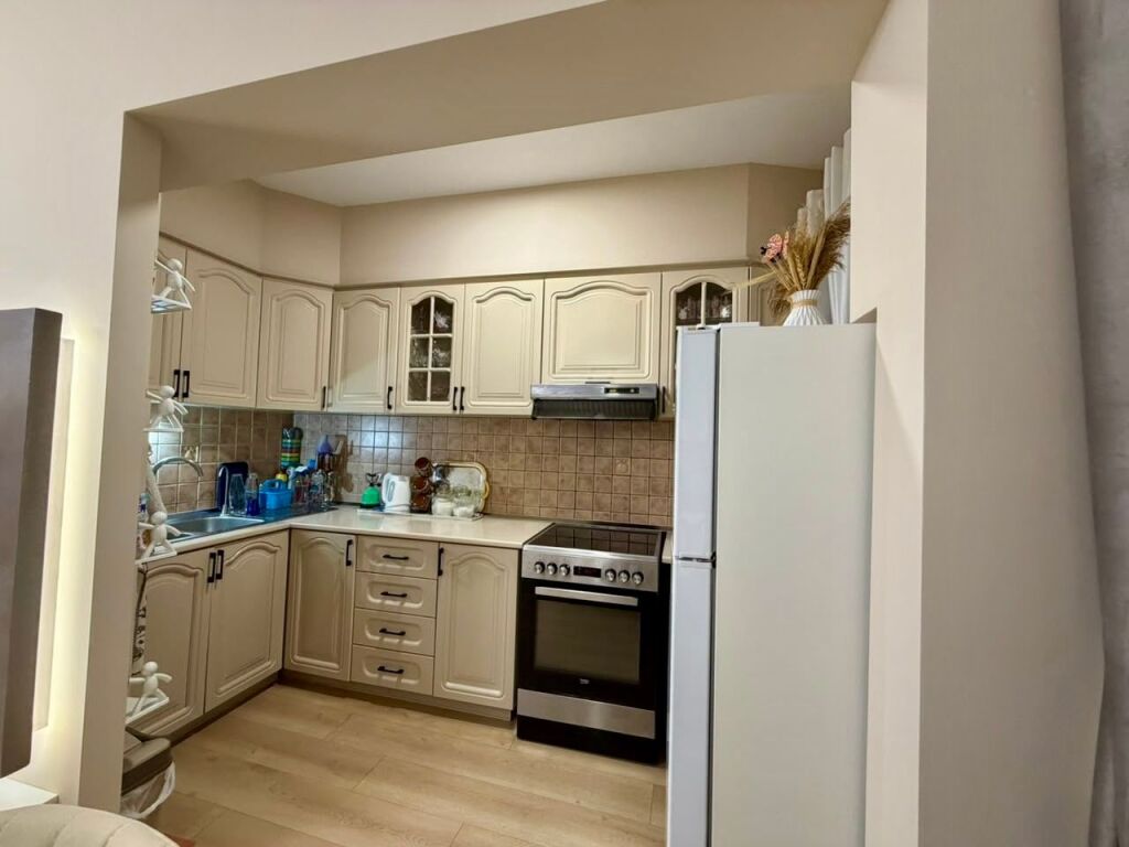 📣 QERA Apartament 1+1 📍 Myslym Shyr, Prane Restorant Grepi i Arte ✨