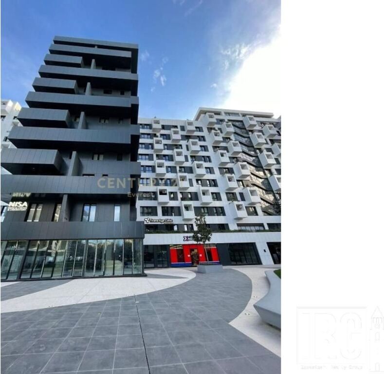 Commercial space for rent at Square 21, Kavaja Street!