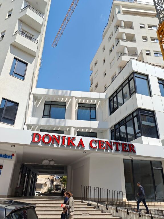 🔥Zyre me qera- Donika Center, Qender