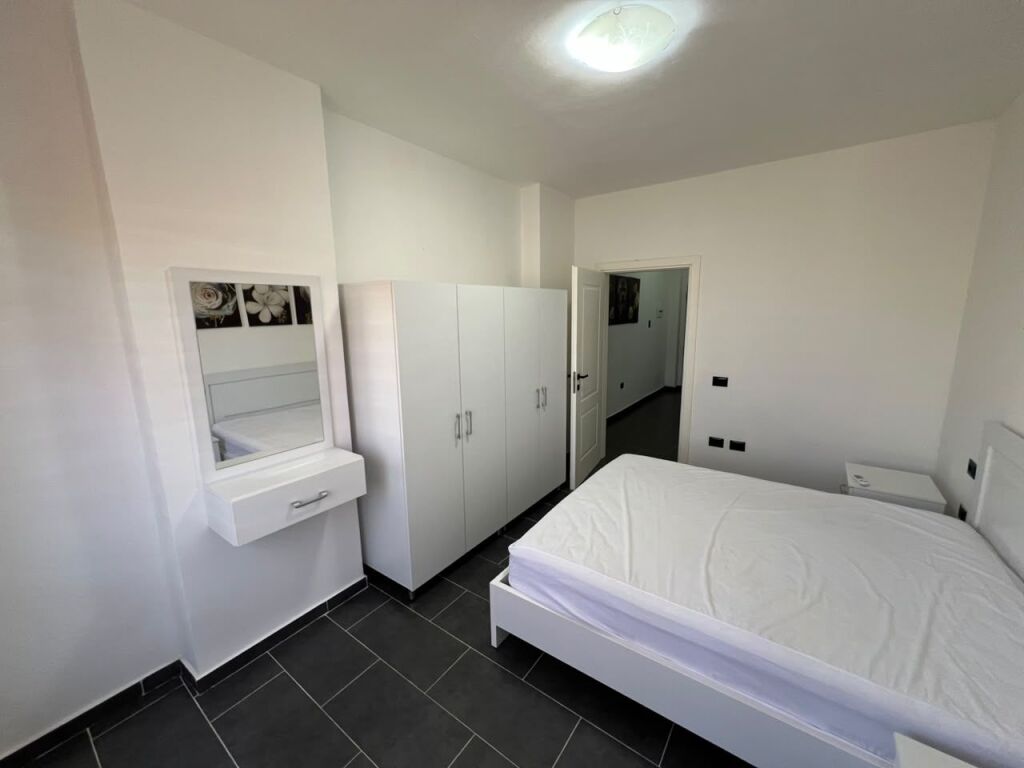 🏡✨ AFFITTASI APPARTAMENTO 1+1 – RROTA E KUQE, DURRËS 🌊