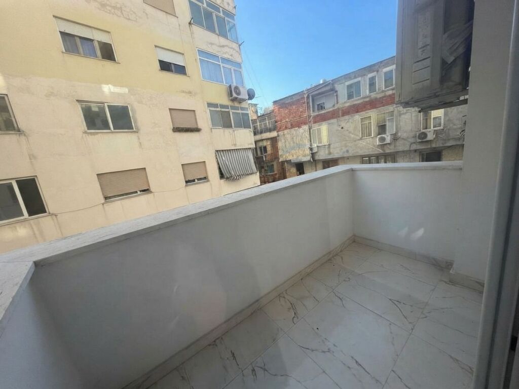 Affitto, Appartamento 2+1, Centro Donika, Tirana