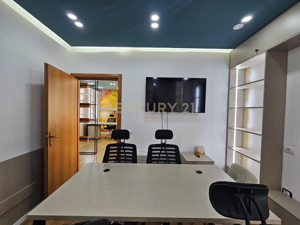 Jepet me qira apartamenti 1+1 per zyra/biznes