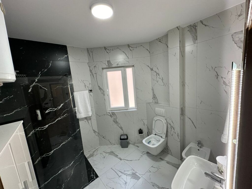 Appartamento In Affitto 2+1 A Myslym Shyri (ID B2202135) Tirana