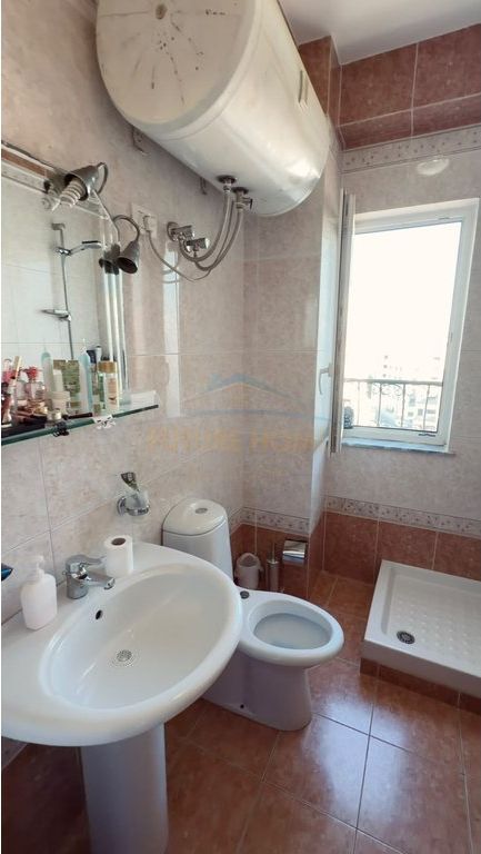 Shitet, Apartament 2+1, Pamje deti, Vollga, Durrës