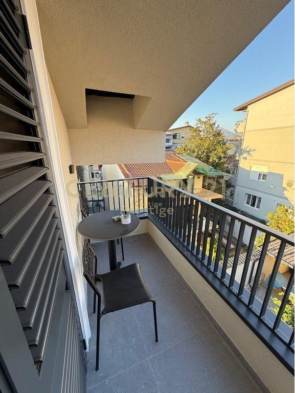 FOR RENT THIRD FLOOR A MODERN VILLA + PARKING SPACE, IN STUDENT CITY !