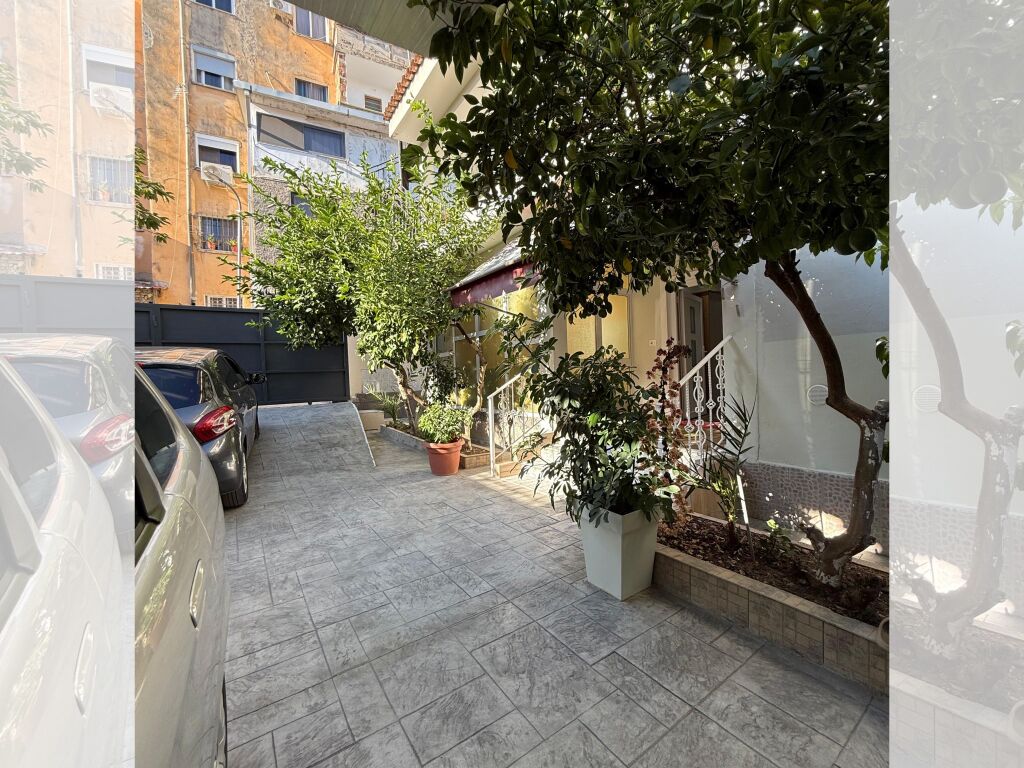 JEPET ME QIRA SHTËPI 2+1 + DEPO | 105 m² | MATERNITETI I RI, TIRANË