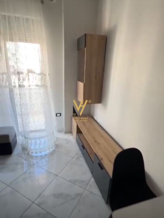 APPARTAMENTO 1+1+2BLK IN AFFITTO IN VIA ELBASAN 60.000 LEKE