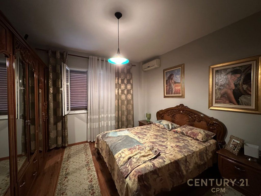 Apartment 3+1+2 for sale near Muhamet Gjollesha Street