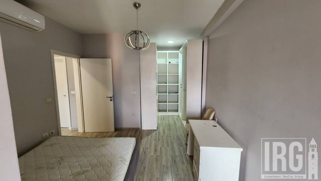 Shitet Apartament 2+1 – Zona 21 Dhjetori