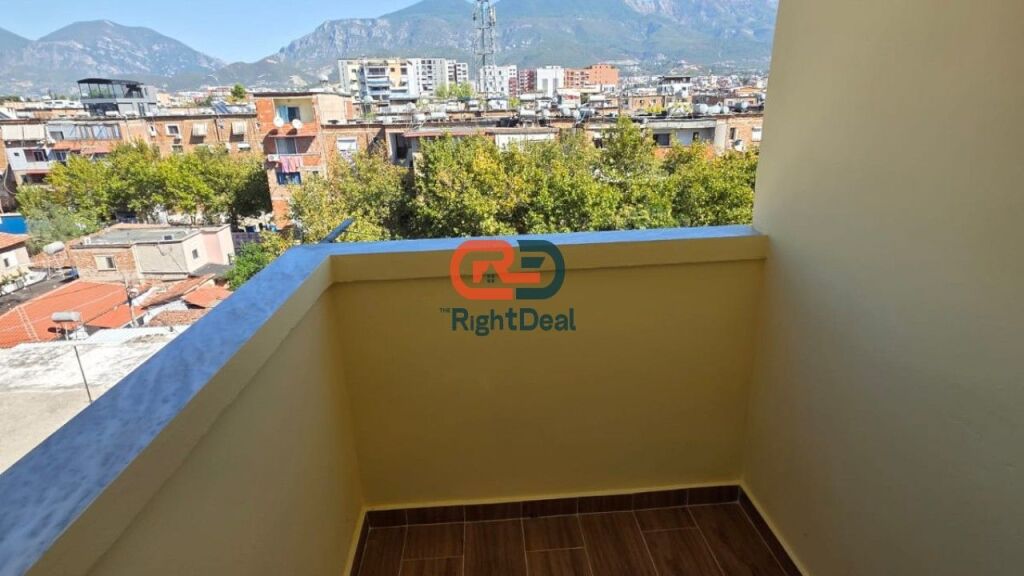 At Kongresi I Manastirit Street, Apartment 1+1 for Sale, Ideal for Living and Investment!!!
