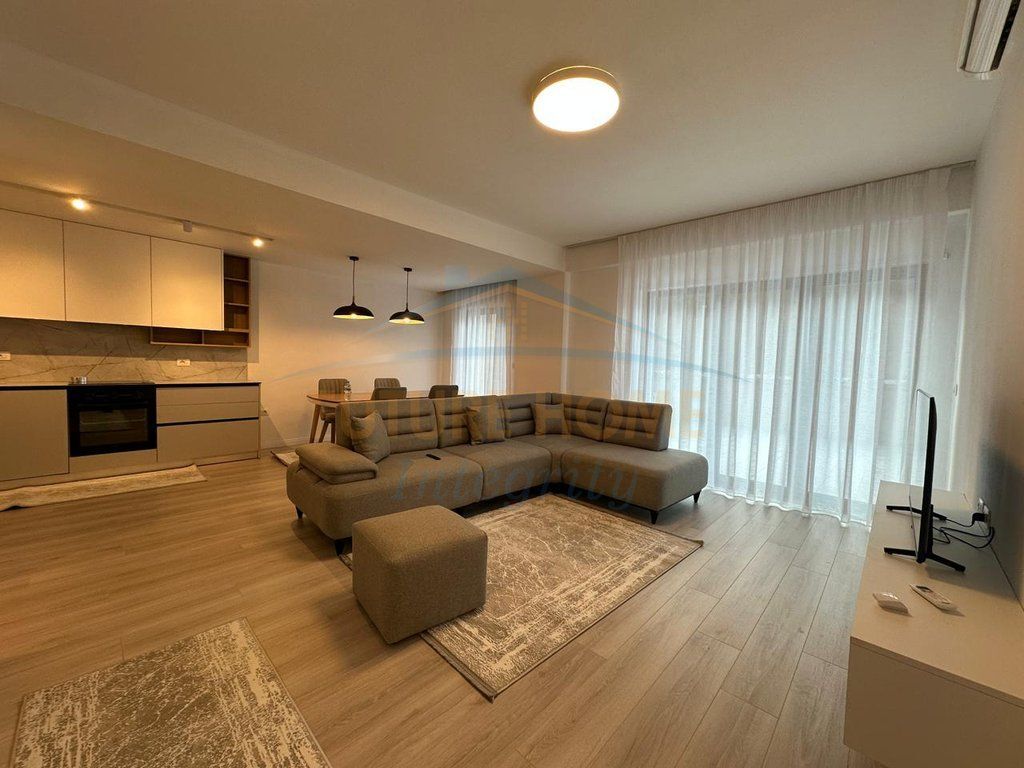 Affitto, Appartamento 2+1+2+2 Posti auto, Residenza Kodra e Diellit 2, Tirana.