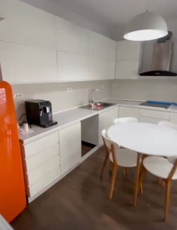 Shitet apartament 2+1 kopshti zoologjik