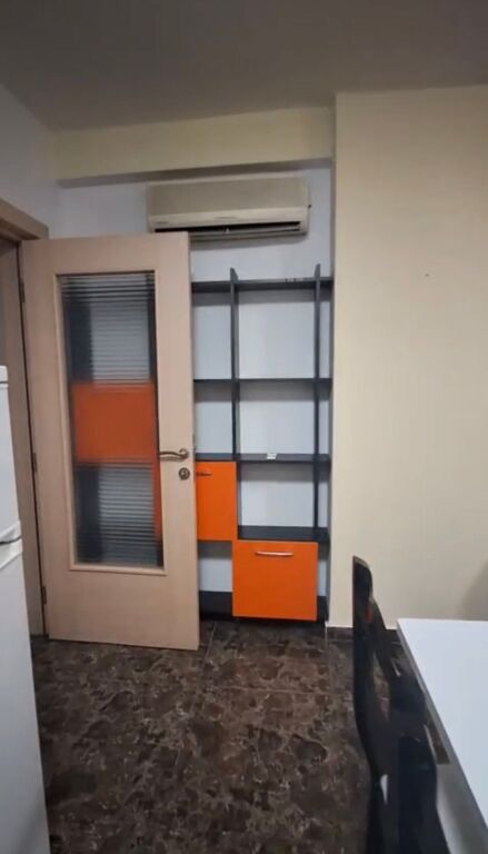 Affitto, Appartamento 1+1, vicino a Petro Nini Luarasit, Tirana