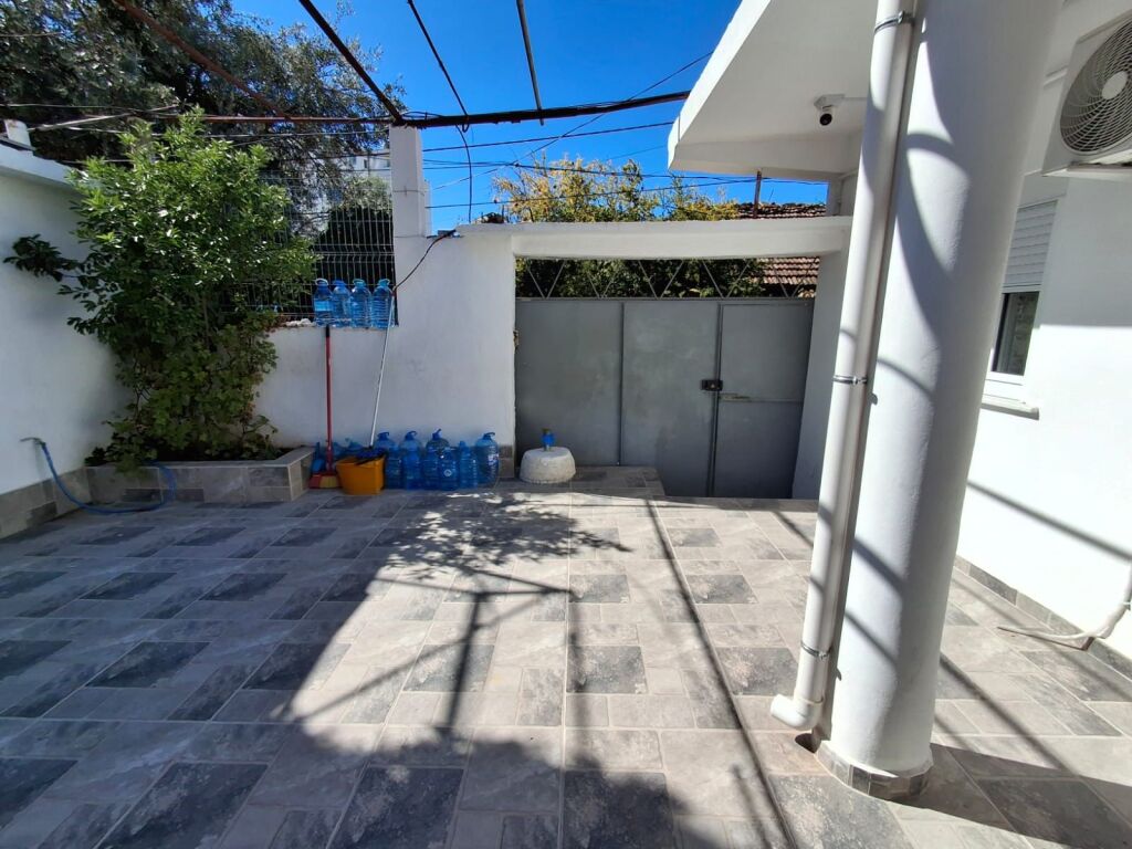 🏡 SHITET SHTËPI PRIVATE – VLORË | 3 NJËSI TË VEÇUARA | 150,000 €
