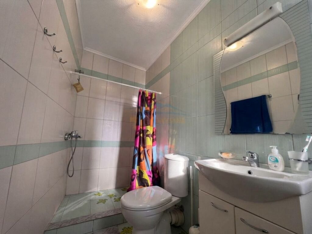 Shitet , Apartament 3+1+2 , Rruga e Kosovareve