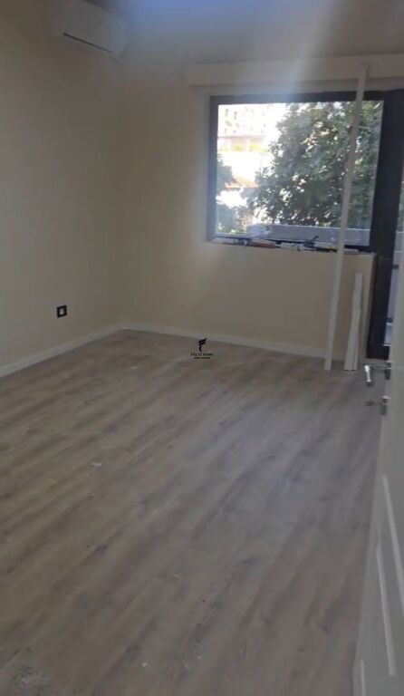 UFFICIO IN AFFITTO 80 M2 BLOCCO 90.000 LEKE FH-96122