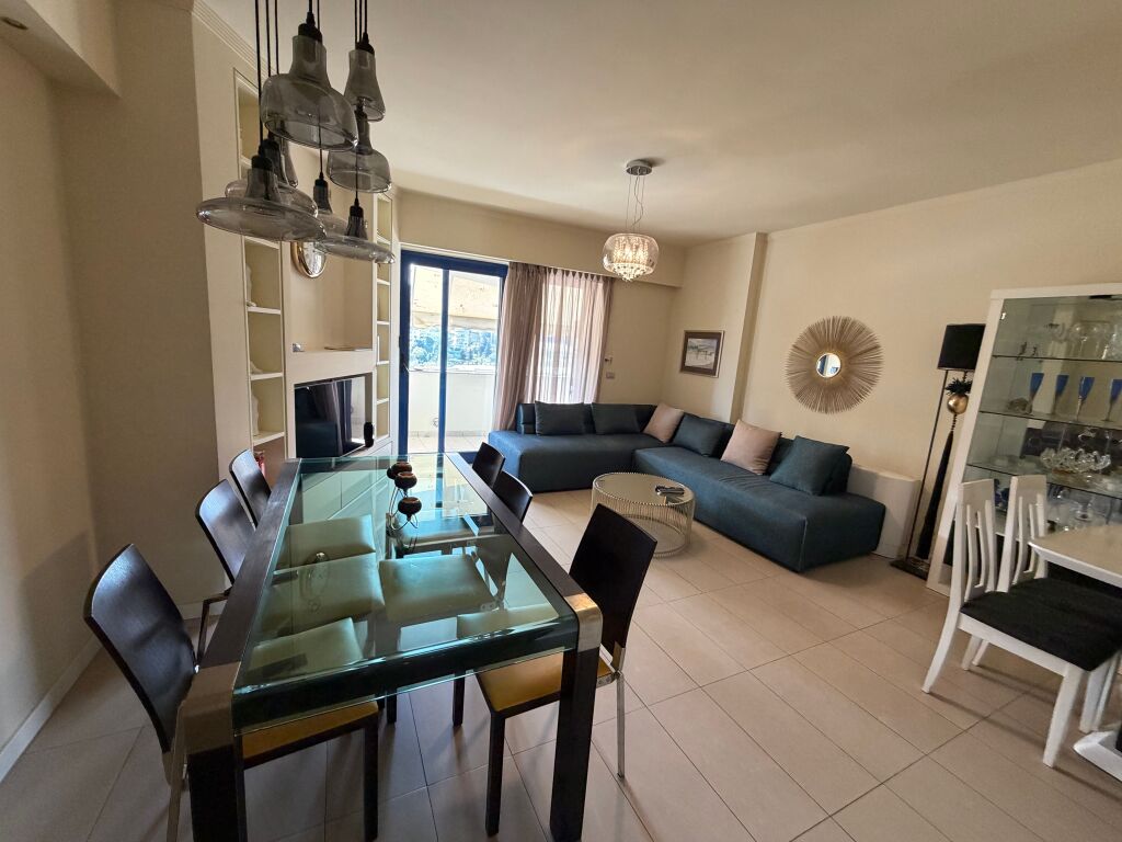 3+1,rruge e kosovareve ,1800 euro,parkim ekstra 150 euro