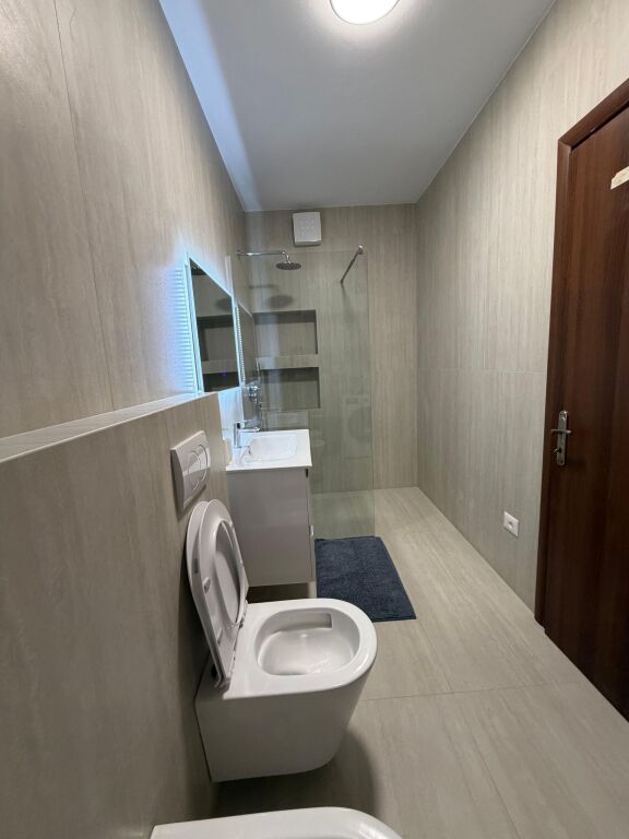 Affitto | Apartament 2 + 1 + Ballkon | Astir | 600 €/mese