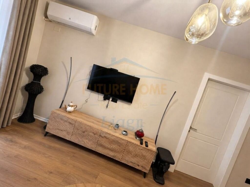 Apartament për shitje tek Liqeni i Thatë, Tirane.