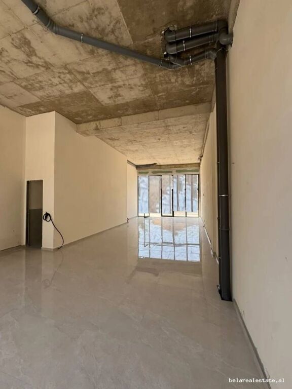 Dyqan me qera ne Paskuqan (ID BD21958) Tirane