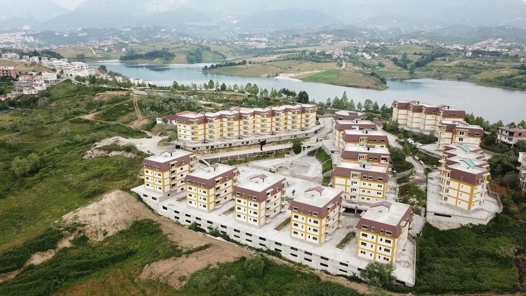 FOR SALE APARTMENT 1+1 FARKA LAKE 155,000 EURO FH-96040