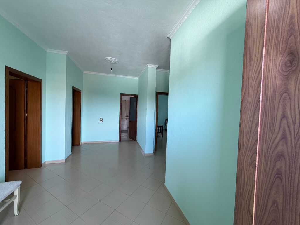 3+1,kat 2 vile private,sauk i ri te varrezat,500 mije leke