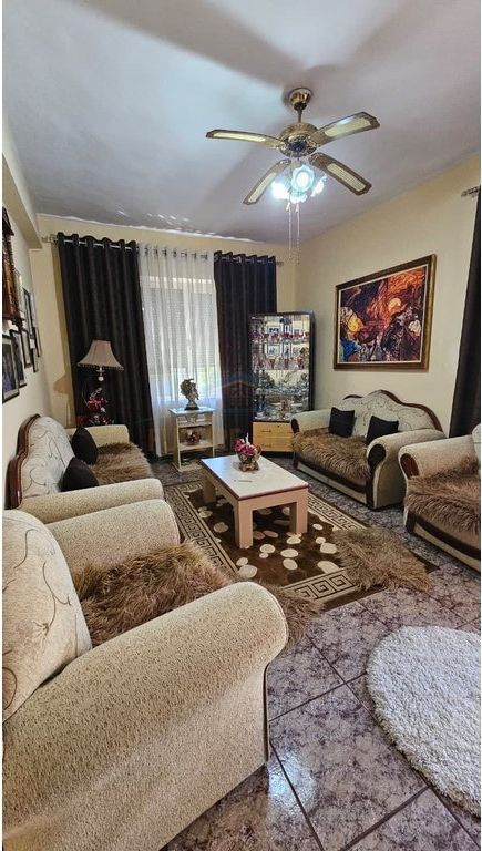 Rent, Apartment 2+1, "Eftali Koci" School, Durres 450 €