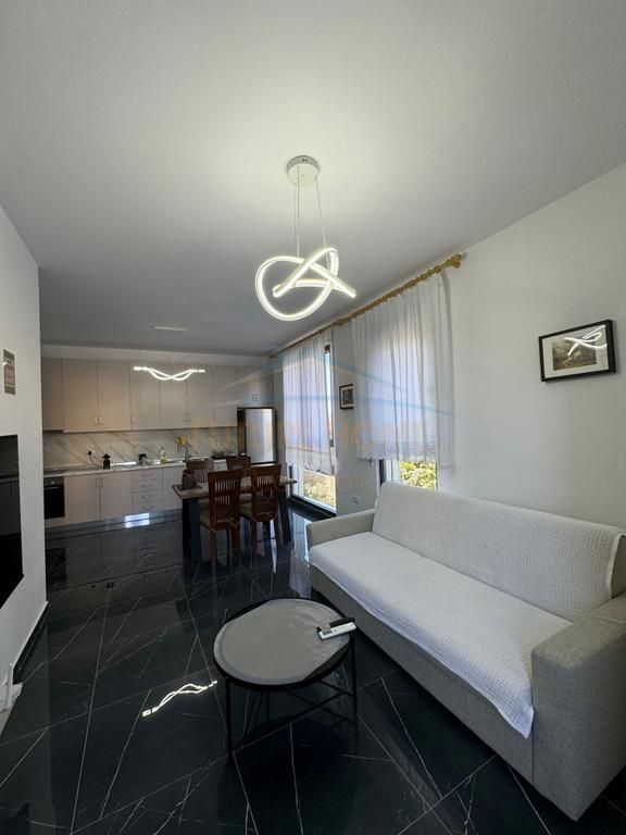 Qera, Apartament 2+1, Kompleksi Asl2 , Porcelan, Tiranë