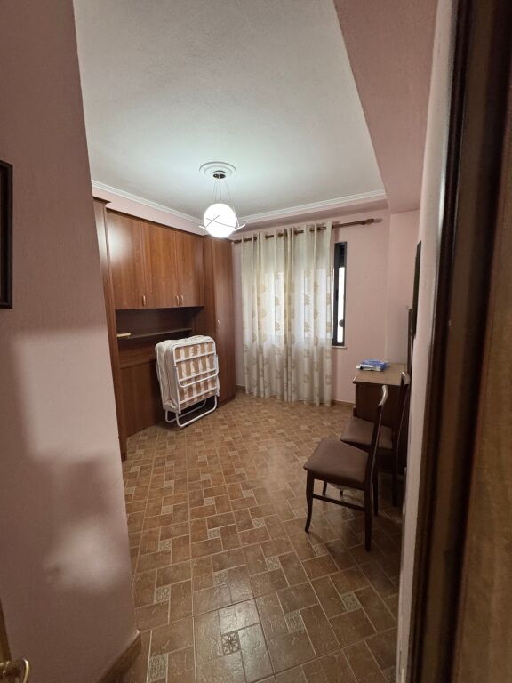 For rent 2+1 | 82 m² | 5th floor without elevator | Furnished | Zgara 5 Maji  Available from November 1.
