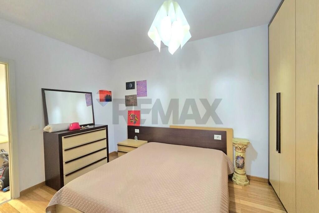 Apartament - Për Qira - Shallvaret, Tiranë(ID: 530201003-715)