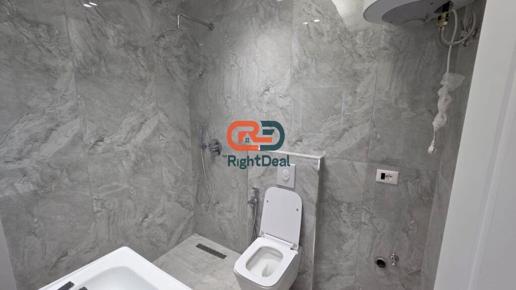 At Kongresi I Manastirit Street, Apartment 1+1 for Sale, Ideal for Living and Investment!!!