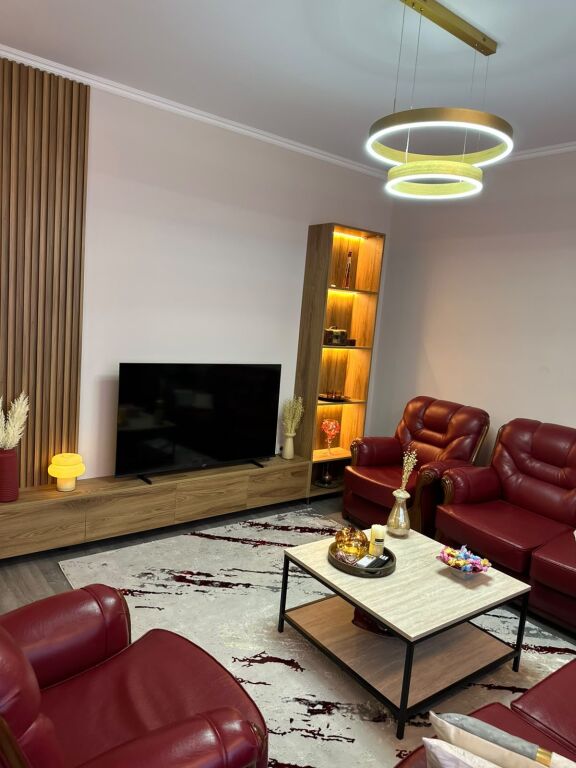 AFFITTASI APPARTAMENTO 2+1+2 – LAGO ARTIFICIALE, TIRANA