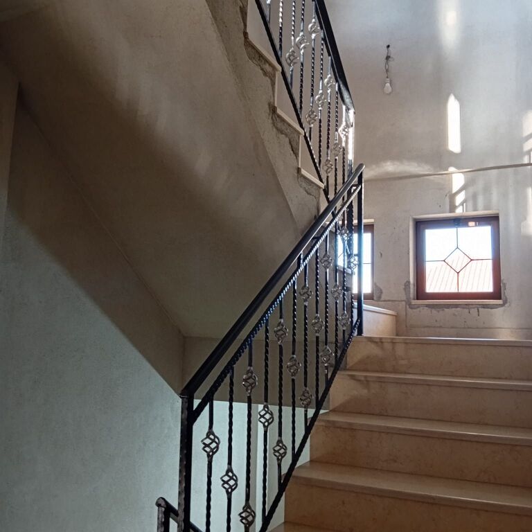 Vila për shitje