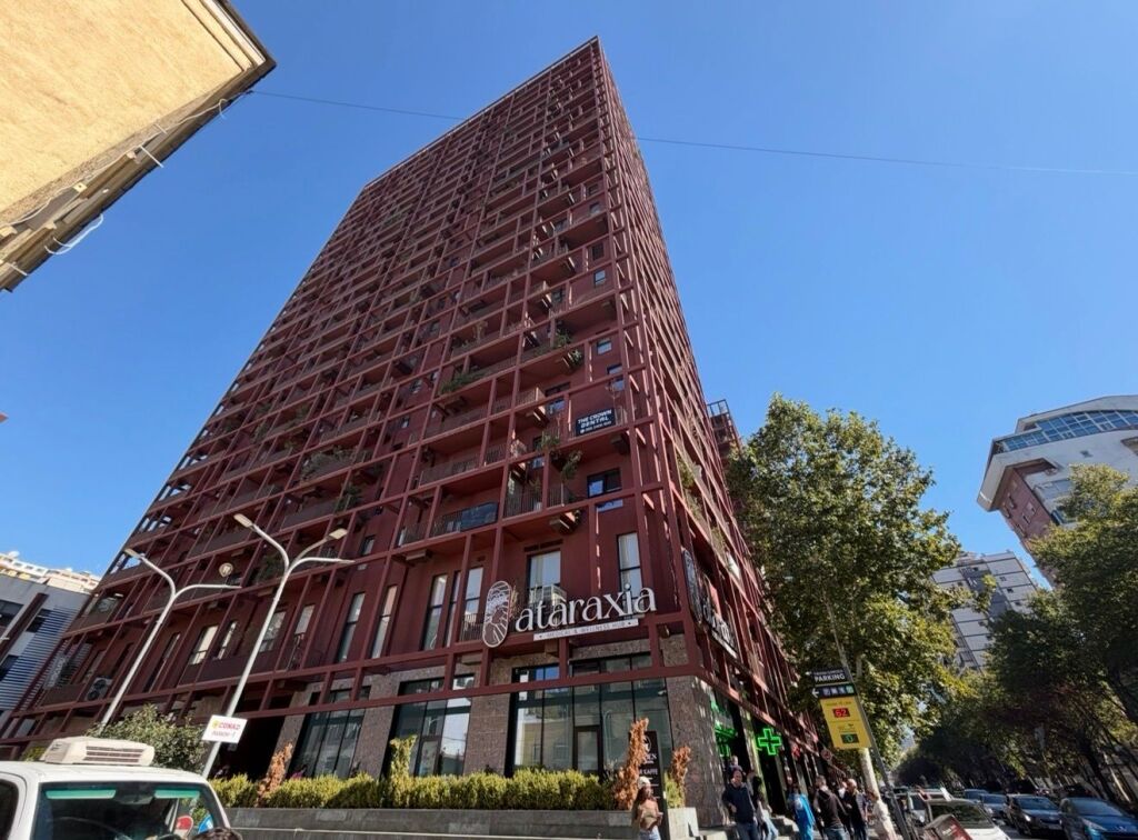 ✨ Luxurious Apartment for Rent 2+1+2 📍Tirana Garden Building, 21 Dhjetori