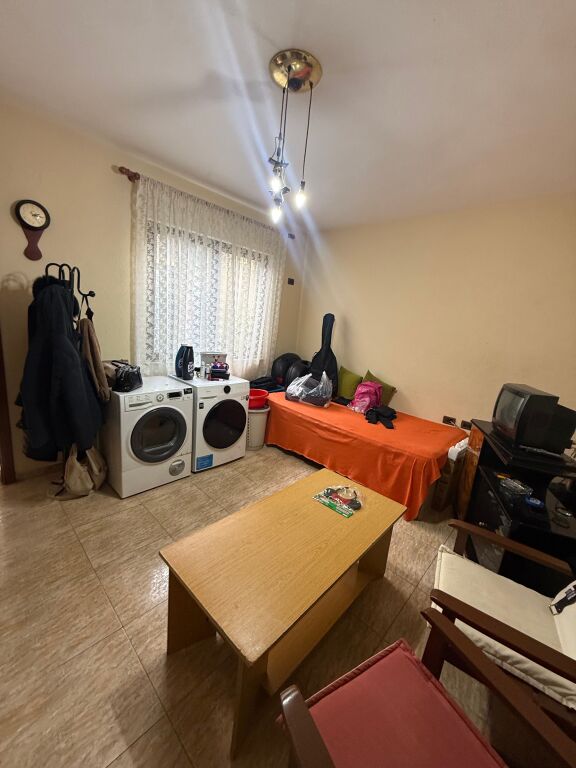 🏡 PRIVATE 4-FLOOR HOUSE FOR RENT – BARDHYL STREET