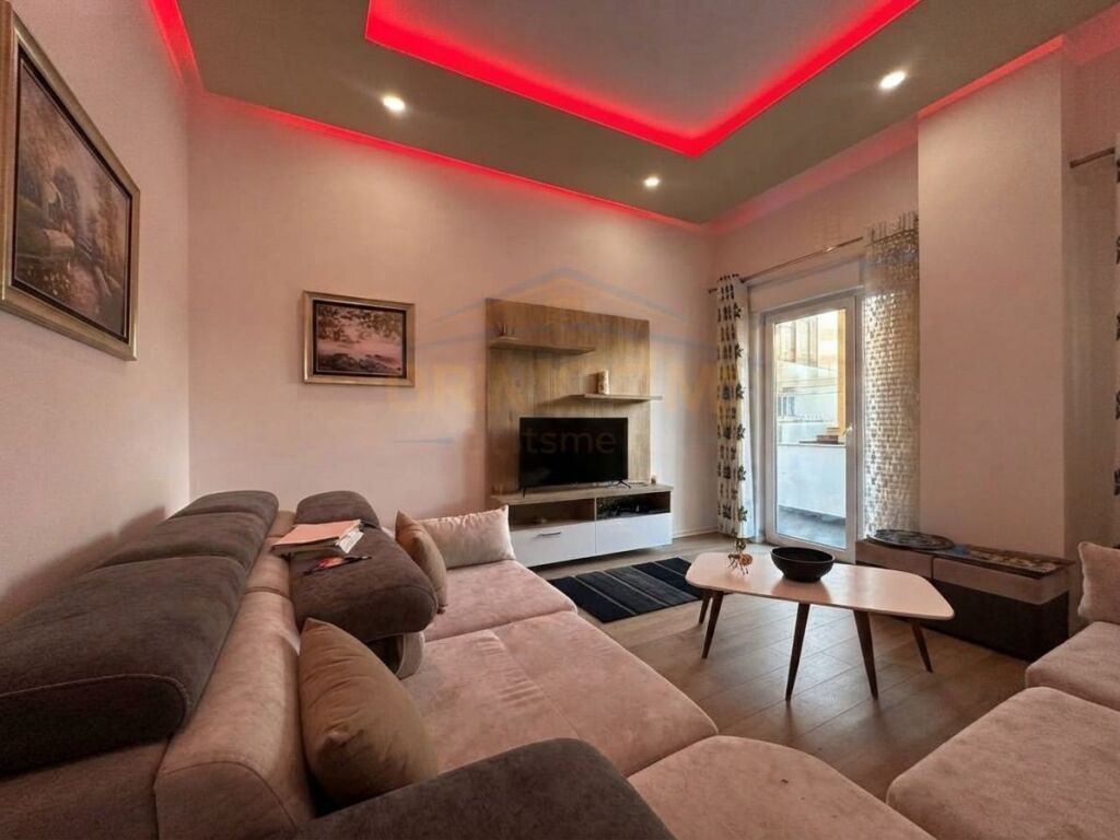 Qera, Apartament 2+1, Liqeni i Thate, Tiranë.