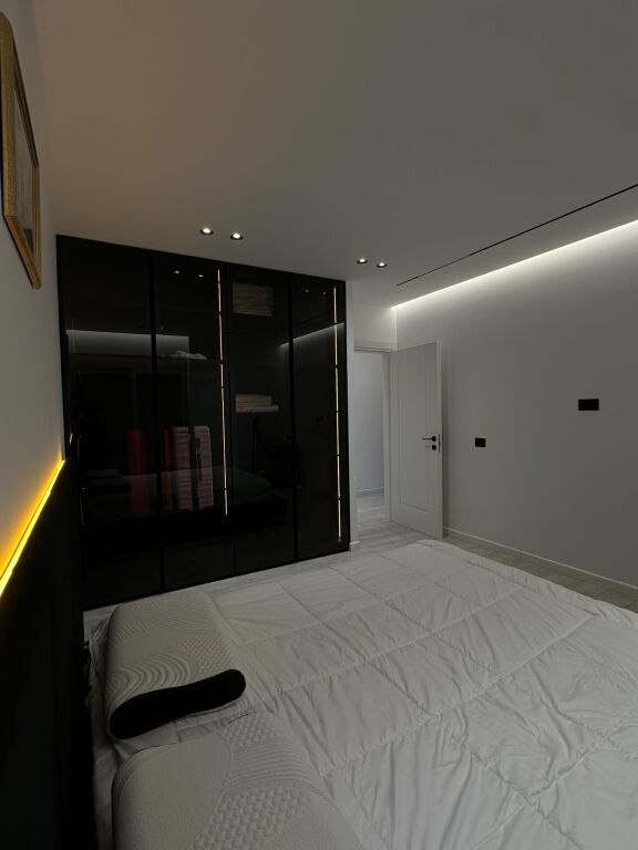 VENDESI APPARTAMENTO 2+1+2 VLORE 320.000 EURO FH-96118