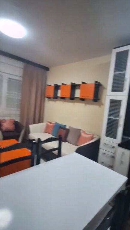 Affitto, Appartamento 1+1, vicino a Petro Nini Luarasit, Tirana