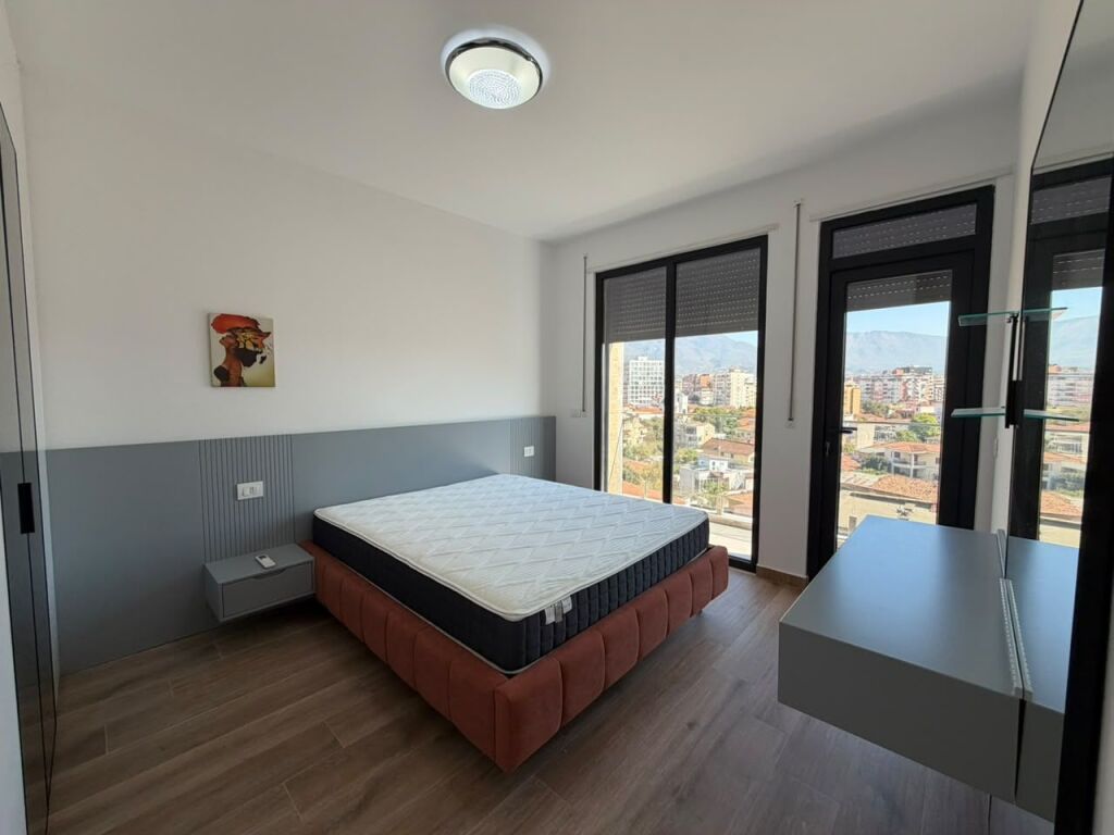 🏡 Jepet me qira apartament 2+1 – Rruga e Dibrës, pranë Selvisë